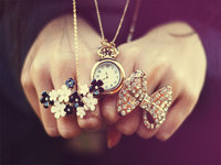 �������